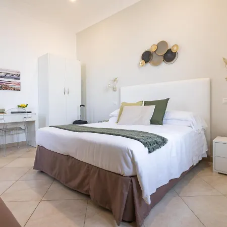 Guest house Terrazza Iride 4*