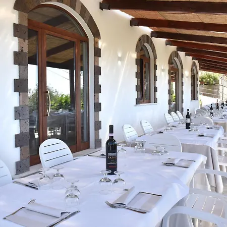 Complesso San Francesco 4* ماسّا لوبْرينسِ